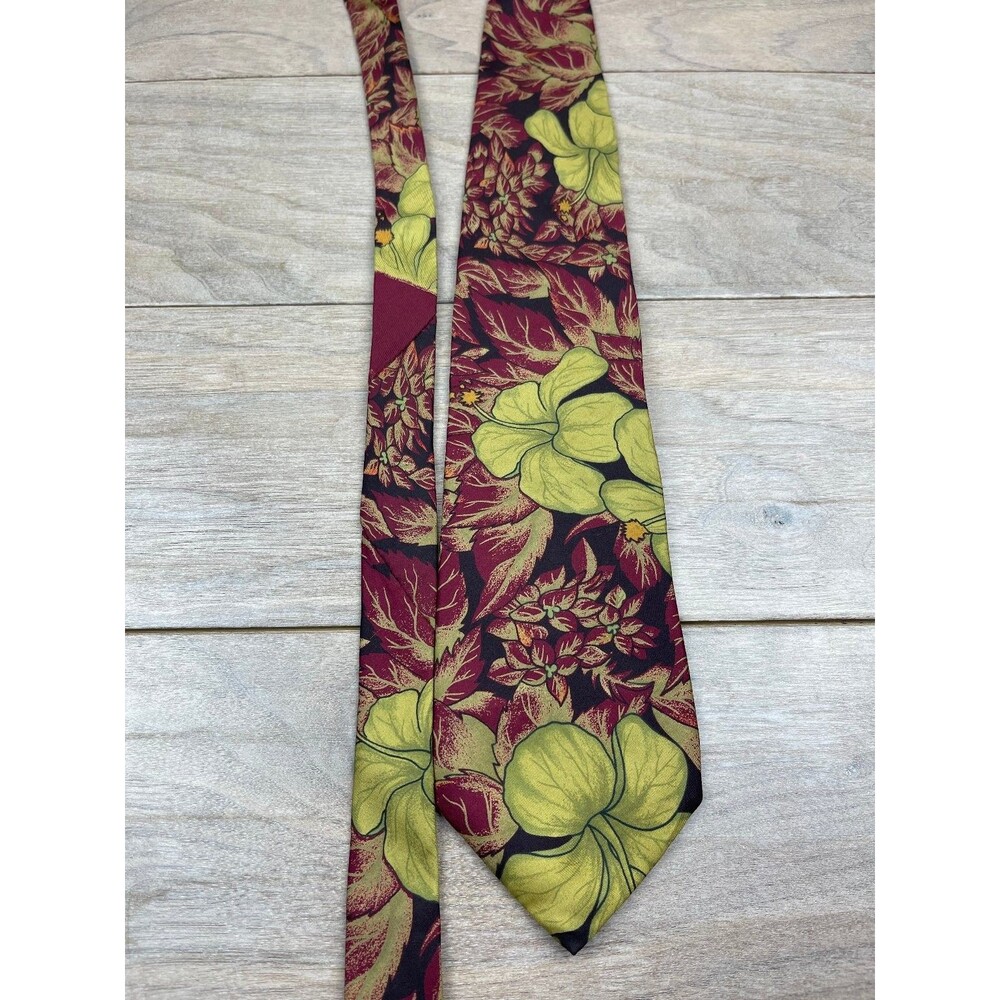 Royal Knight Men's Tie Burgundy Green Floral All Silk